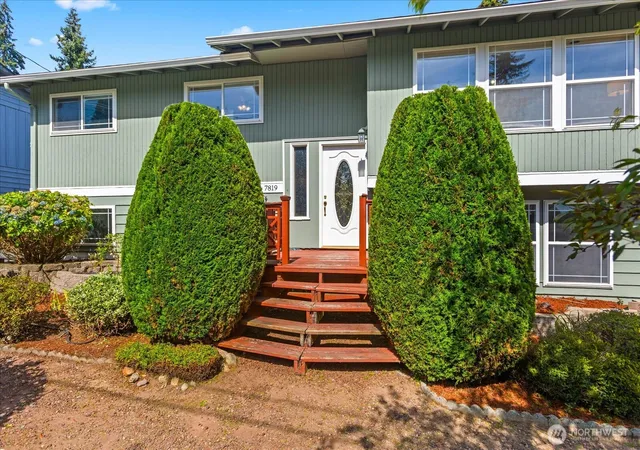 Photo 3 of Single family home for sale at 7819 225th Place SW, Edmonds, WA 98026 | MLS# NWM2585269 | Listing updated on 2026-09-22
