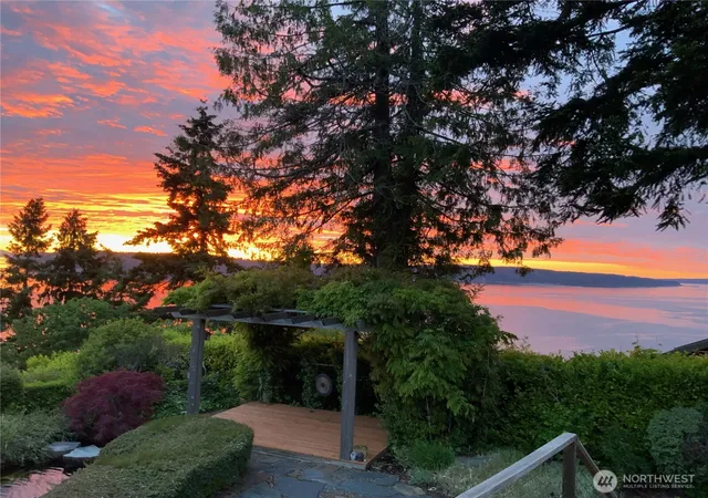 Photo 3 of Single family home for sale at 11912 Marine View Dr, Edmonds, WA 98026 | MLS# NWM2585270 | Listing updated on 2026-09-30