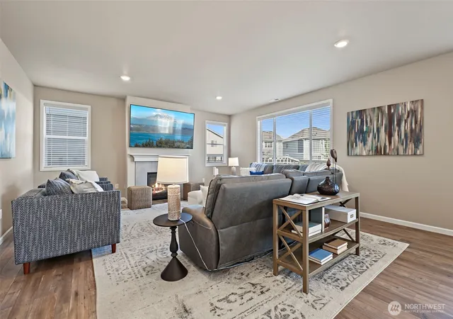 Photo 3 of Single family home for sale at 32800 Ash Ave SE, Black Diamond, WA 98010 | MLS# NWM2585272 | Listing updated on 2026-10-02
