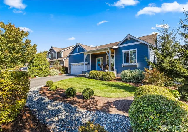 Photo 2 of Single family home for sale at 16632 Frazier Hts Pl, Burlington, WA 98233 | MLS# NWM2585277 | Listing updated on 2026-09-29