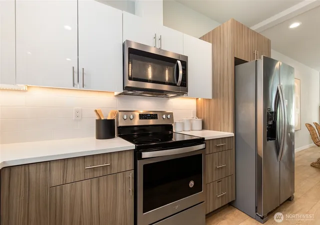Photo 3 of Townhouse for sale at 7628 222nd Street Sw #c4, Edmonds, WA 98026 | MLS# NWM2585281 | Listing updated on 2026-09-22