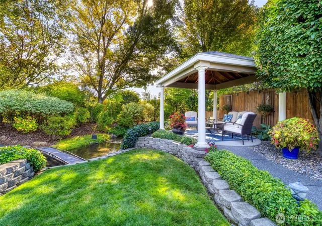 Photo 2 of Single family home for sale at 2336 Hawk Dr, Walla Walla, WA 99362 | MLS# NWM2585285 | Listing updated on 2026-09-22