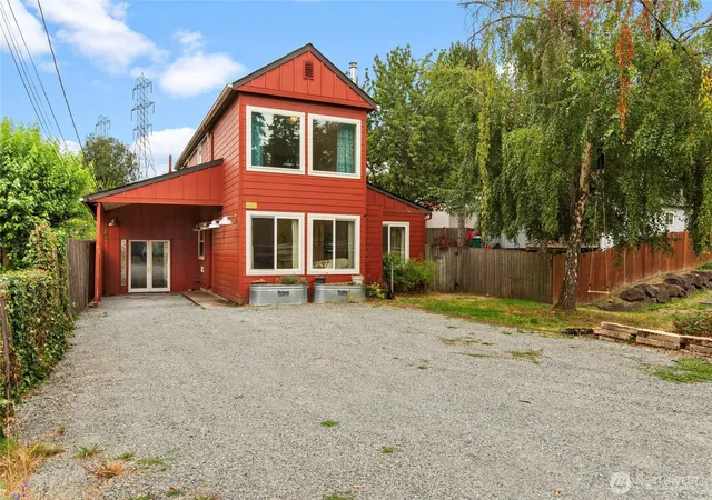 Photo 1 of Single family home for sale at 9682 Beacon Ave S, Seattle, WA 98118 | MLS# NWM2585292 | Listing updated on 2026-10-01