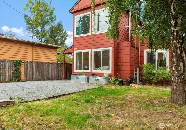 Photo 3 of Single family home for sale at 9682 Beacon Ave S, Seattle, WA 98118 | MLS# NWM2585292 | Listing updated on 2026-10-01