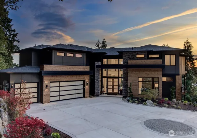Photo 1 of Mansion for sale at 13404 Woodinville Redmond Rd Ne, Redmond, WA 98052 | MLS# NWM2585294 | Listing updated on 2026-10-02