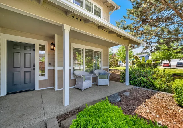 Photo 3 of Single family home for sale at 25409 161st Avenue SE, Covington, WA 98042 | MLS# NWM2585296 | Listing updated on 2026-09-30