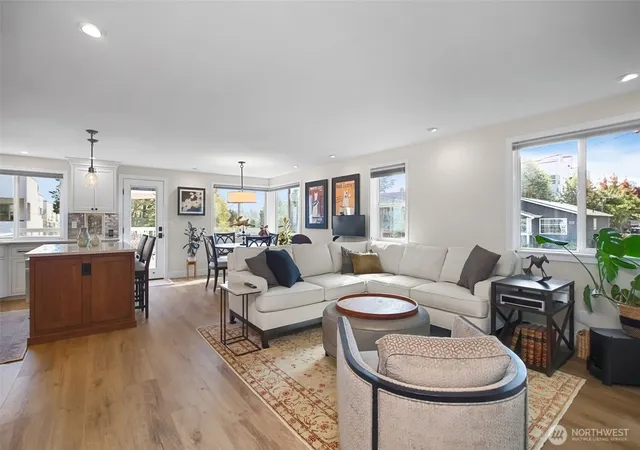 Photo 3 of Condo for sale at 2400 E Howell St #F, Seattle, WA 98122 | MLS# NWM2585297 | Listing updated on 2026-09-25