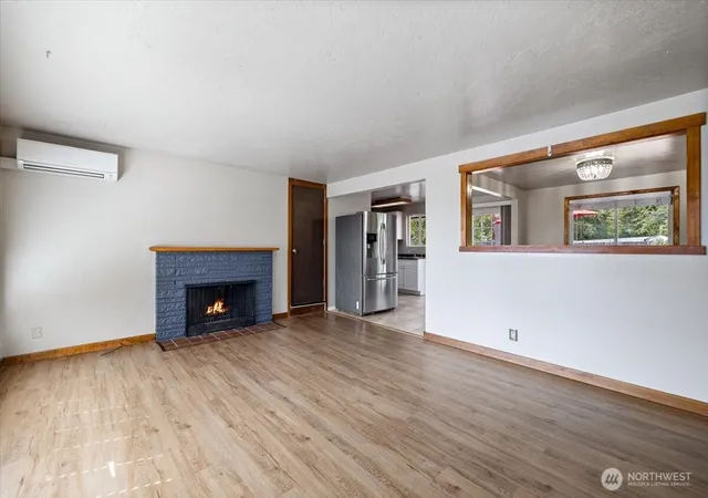 Photo 4 of Single family home for sale at 1416 NE 158th Street, Shoreline, WA 98155 | MLS# NWM2585301 | Listing updated on 2026-10-02