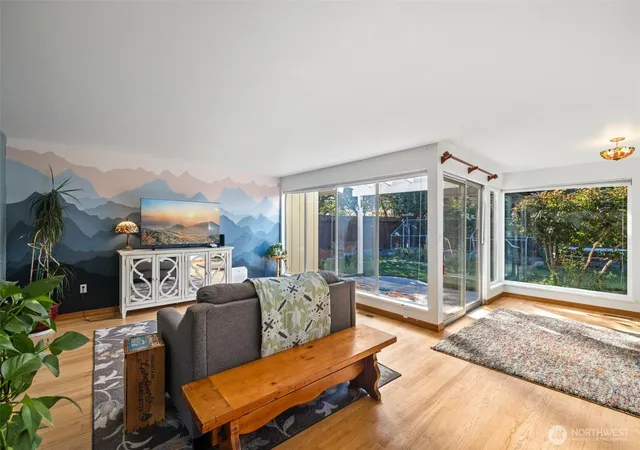 Photo 3 of Single family home for sale at 142 W Columbus Ave, Port Angeles, WA 98362 | MLS# NWM2585304 | Listing updated on 2026-09-25