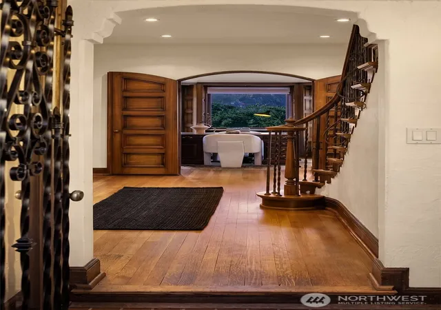 Photo 3 of Mansion for sale at 1641 Windermere Dr E, Seattle, WA 98112 | MLS# NWM2585324 | Listing updated on 2026-09-30