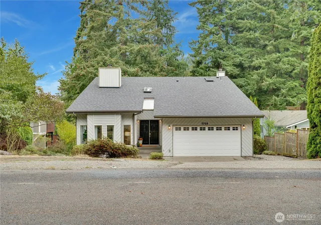 Photo 1 of Single family home for sale at 5709 69th Avenue Ct W, University Place, WA 98467 | MLS# NWM2585331 | Listing updated on 2026-10-01