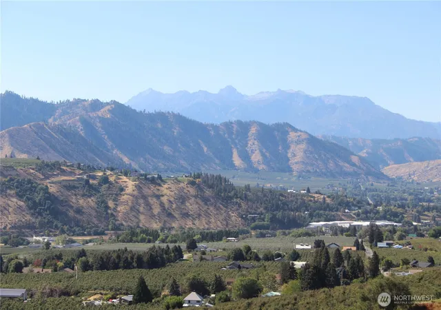 Photo 3 of House for sale at 103 Dual Peak Ln, Cashmere, WA 98815 | MLS# NWM2585346 | Listing updated on 2026-09-24