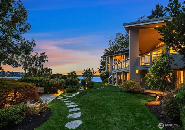 Photo 2 of Mansion for sale at 8493 W Mercer Way, Mercer Island, WA 98040 | MLS# NWM2585355 | Listing updated on 2026-09-29