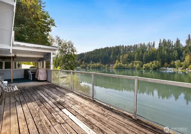 Single family home for sale at 39304 Ski Park Rd E, Eatonville, WA 98328 | MLS# NWM2585358