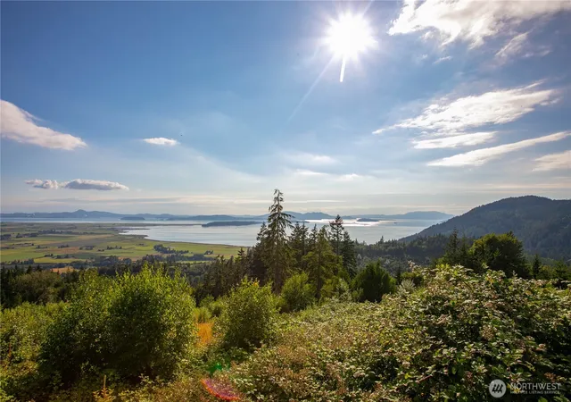 Photo 3 of Single family home for sale at 3251 Blanchard Knob Trl, Bow, WA 98232 | MLS# NWM2585362 | Listing updated on 2026-09-22