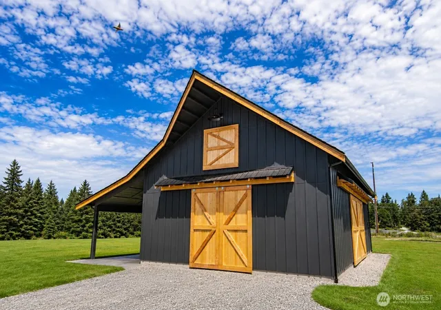 Photo 3 of Single family home for sale at 14118 Last Chance Ln SE, Yelm, WA 98597 | MLS# NWM2585366 | Listing updated on 2026-09-26
