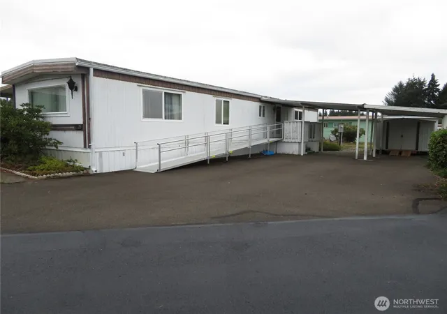 Photo 3 of Manufactured home for sale at 57 Clemons Rd #19, Montesano, WA 98563 | MLS# NWM2585369 | Listing updated on 2026-09-21