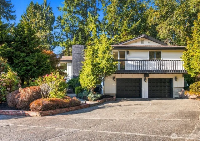 Photo 1 of Single family home for sale at 7011 165th Place Sw, Edmonds, WA 98026 | MLS# NWM2585371 | Listing updated on 2026-10-01