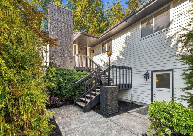Photo 2 of Single family home for sale at 7011 165th Place Sw, Edmonds, WA 98026 | MLS# NWM2585371 | Listing updated on 2026-10-01