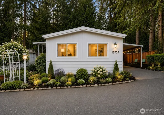 Photo 1 of Manufactured home for sale at 12727 112th Avenue E #13, Puyallup, WA 98374 | MLS# NWM2585382 | Listing updated on 2026-09-24