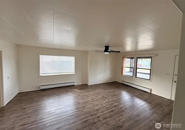 Photo 2 of Single family home for sale at 1012 South 6th St, Kelso, WA 98626 | MLS# NWM2585391 | Listing updated on 2026-09-25