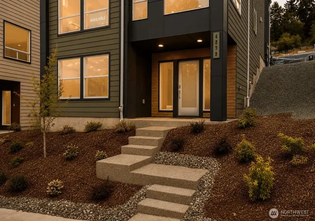 Photo 3 of Single family home for sale at 4273 Aberdeen Way Ne, Renton, WA 98056 | MLS# NWM2585397 | Listing updated on 2026-10-01