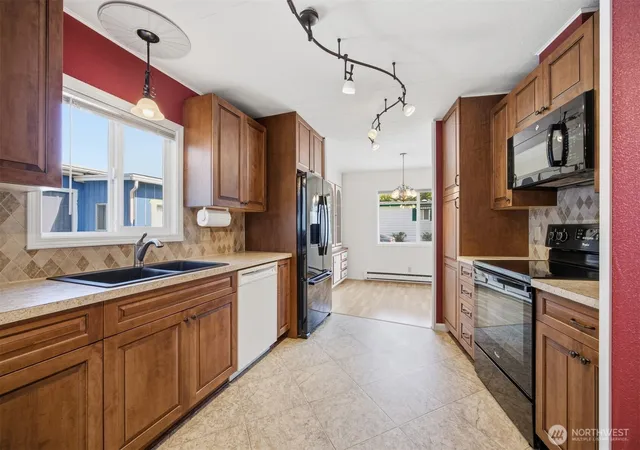 Photo 2 of Manufactured home for sale at 1200 Lincoln St #419, Bellingham, WA 98229 | MLS# NWM2585406 | Listing updated on 2026-09-24
