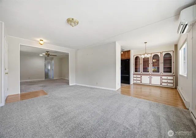 Photo 3 of Manufactured home for sale at 1200 Lincoln St #419, Bellingham, WA 98229 | MLS# NWM2585406 | Listing updated on 2026-09-24