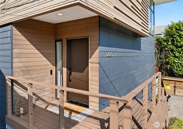 Photo 2 of Single family home for sale at 2825 22nd Avenue W, Seattle, WA 98199 | MLS# NWM2585409 | Listing updated on 2026-09-30