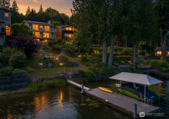 Photo 1 of Single family home for sale at 482 W Lake Samish Dr, Bellingham, WA 98229 | MLS# NWM2585413 | Listing updated on 2026-09-24