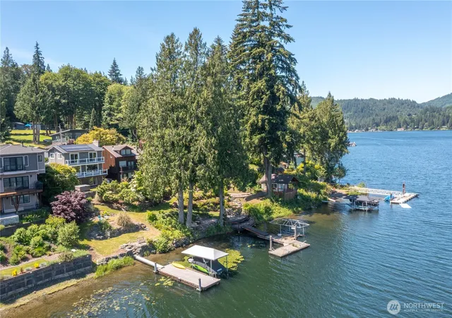 Photo 3 of Single family home for sale at 482 W Lake Samish Dr, Bellingham, WA 98229 | MLS# NWM2585413 | Listing updated on 2026-09-24