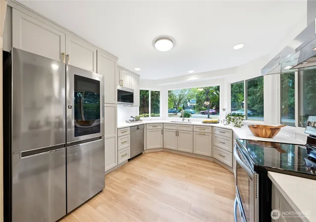 Photo 4 of Single family home for sale at 1439 227th Avenue SE, Sammamish, WA 98075 | MLS# NWM2585414 | Listing updated on 2026-09-30