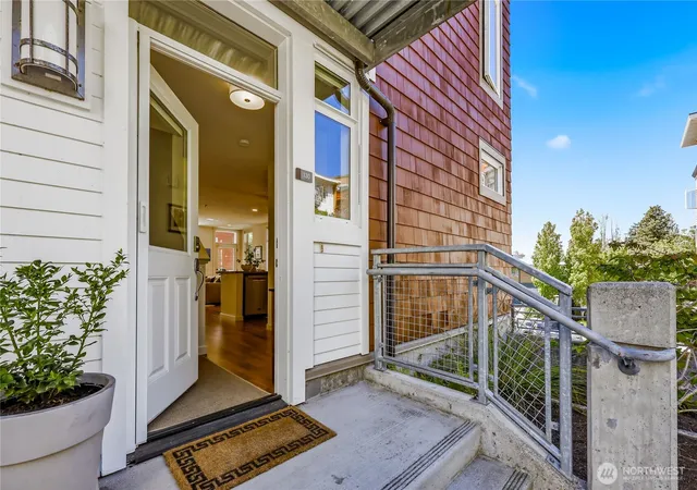 Photo 1 of Townhouse for sale at 130 Harbor Sq Loop Ne #H1, Bainbridge Island, WA 98110 | MLS# NWM2585416 | Listing updated on 2026-10-05