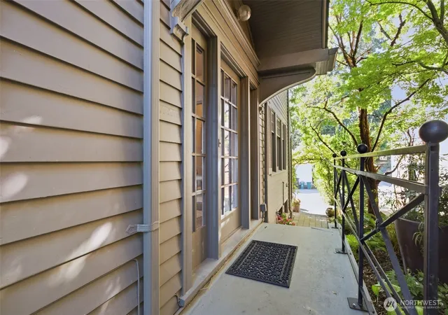 Photo 3 of Single family home for sale at 2039 34th Avenue S, Seattle, WA 98144 | MLS# NWM2585419 | Listing updated on 2026-09-30