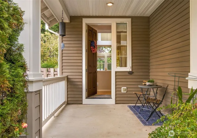 Photo 3 of Single family home for sale at 27402 Maple Ridge Way Se, Maple Valley, WA 98038 | MLS# NWM2585425 | Listing updated on 2026-10-07
