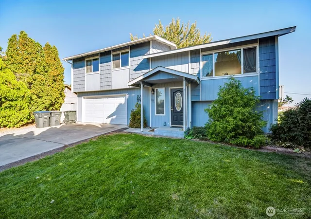Photo 1 of Single family home for sale at 101 Ernst Pl, Moses Lake, WA 98837 | MLS# NWM2585427 | Listing updated on 2026-09-23