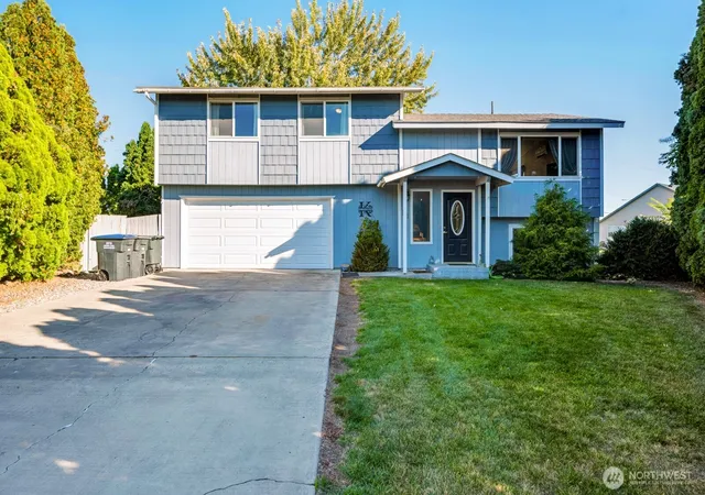 Photo 2 of Single family home for sale at 101 Ernst Pl, Moses Lake, WA 98837 | MLS# NWM2585427 | Listing updated on 2026-09-23