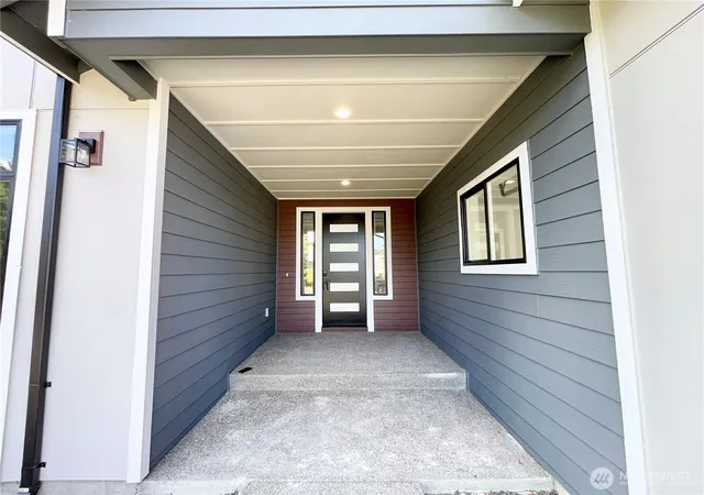 Photo 3 of Single family home for sale at 395 Duck Lake Dr Ne, Ocean Shores, WA 98569 | MLS# NWM2585431 | Listing updated on 2026-09-23
