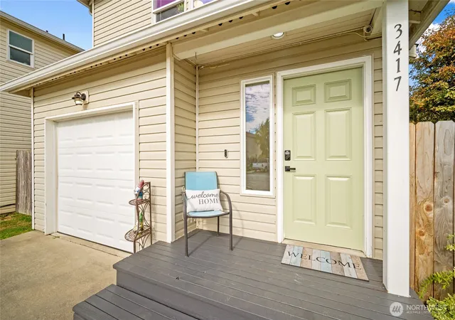 Photo 3 of Single family home for sale at 3417 Rosewood St, Mount Vernon, WA 98273 | MLS# NWM2585434 | Listing updated on 2026-09-30