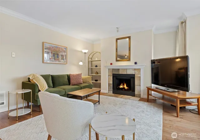 Photo 2 of Condo for sale at 31500 33rd Place Sw #Q203, Federal Way, WA 98023 | MLS# NWM2585452 | Listing updated on 2026-09-22
