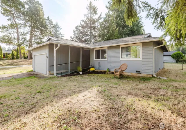 Photo 3 of Single family home for sale at 2785 Se Converse Cir, Port Orchard, WA 98366 | MLS# NWM2585465 | Listing updated on 2026-10-02