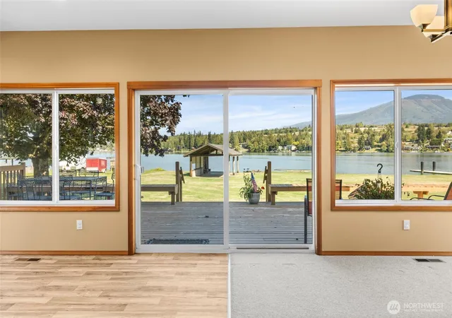 Photo 4 of Single family home for sale at 18281 W Big Lake Blvd, Mount Vernon, WA 98274 | MLS# NWM2585472 | Listing updated on 2026-09-23