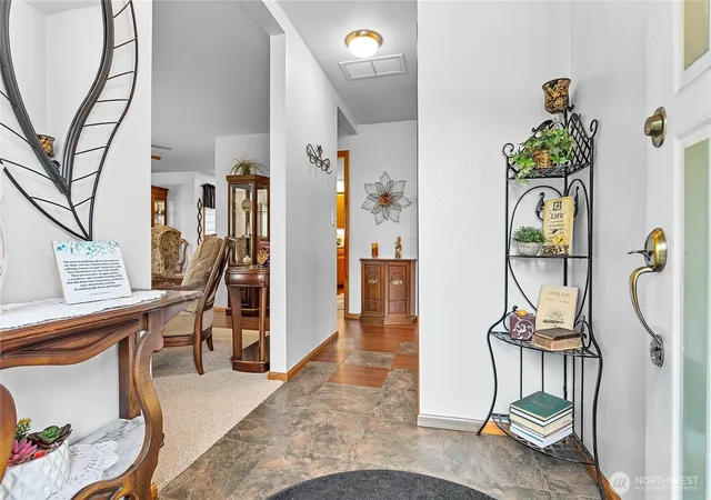 Photo 4 of Sale Pending at 6842 Raspberry Dr #B, Everson, WA 98247 | MLS# NWM2585473 | Listing updated on 2026-10-01