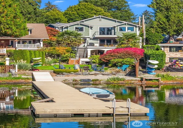 Photo 2 of Single family home for sale at 2155 N 128th Street #C, Seattle, WA 98133 | MLS# NWM2585481 | Listing updated on 2026-10-09