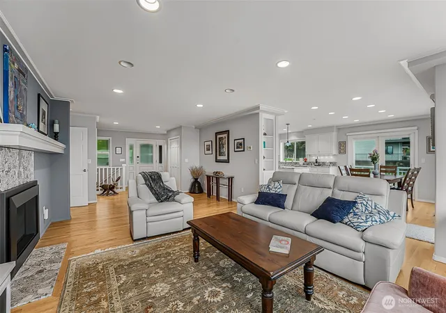 Photo 4 of Single family home for sale at 1106 Bayshore Dr, Camano Island, WA 98282 | MLS# NWM2585490 | Listing updated on 2026-10-02