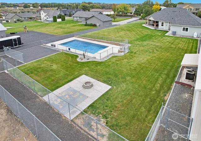Photo 3 of Single family home for sale at 10306 Rd 56 NE, Moses Lake, WA 98837 | MLS# NWM2585496 | Listing updated on 2026-10-08