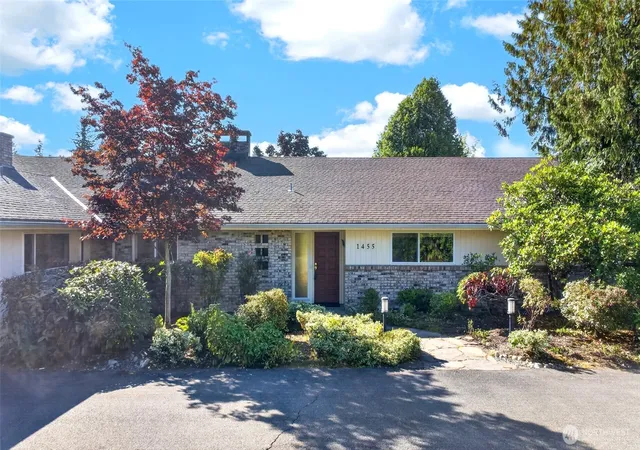 Photo 2 of Single family home for sale at 1455 Nw 188th Street, Shoreline, WA 98177 | MLS# NWM2585501 | Listing updated on 2026-09-23