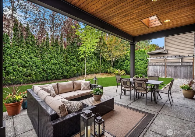 Photo 2 of Single family home for sale at 25831 Se 30th Street, Sammamish, WA 98075 | MLS# NWM2585514 | Listing updated on 2026-09-30