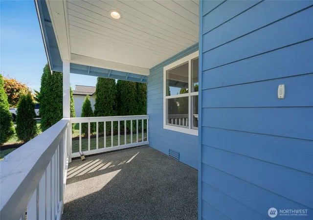 Photo 2 of Single family home for sale at 313 S 28th Street, Mount Vernon, WA 98274 | MLS# NWM2585518 | Listing updated on 2026-09-24