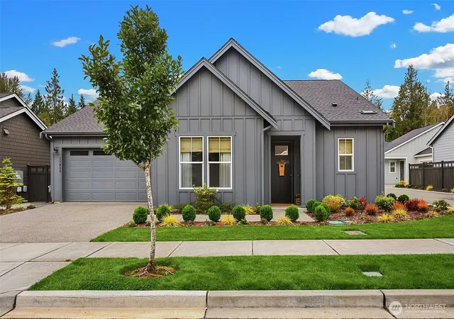 Photo 1 of Single family home for sale at 33833 Buckeye Ave Se, Black Diamond, WA 98010 | MLS# NWM2585522 | Listing updated on 2026-10-02